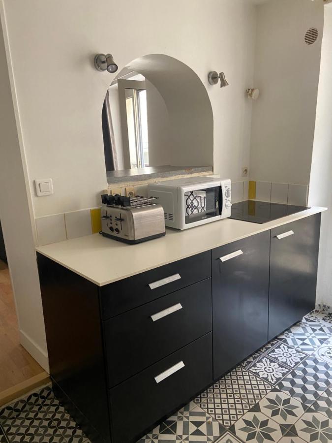 פריז Tres Bel Appartement Montmartre מראה חיצוני תמונה