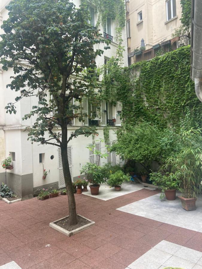פריז Tres Bel Appartement Montmartre מראה חיצוני תמונה